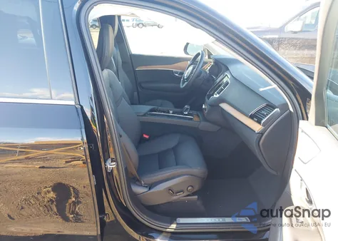 2023 Volvo Xc90 B6 Plus 7-Seater z USA, uszkodzony, nr VIN YV4062PN8P1982356